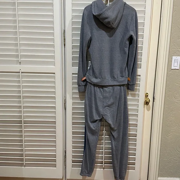 Aviator Nation Gray Warmup Set with Colorful Stripes. Size Medium - Picture 2 of 6